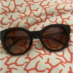 Thierry Lasry sunglasses, NEW,excellent condition,NO scratches,designer